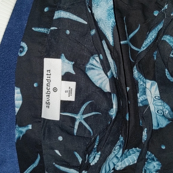 Aguabendita Women's Wrap Skirt Cover-up and Shade &  Shore Women's Bikini Top - Picture 2 of 8